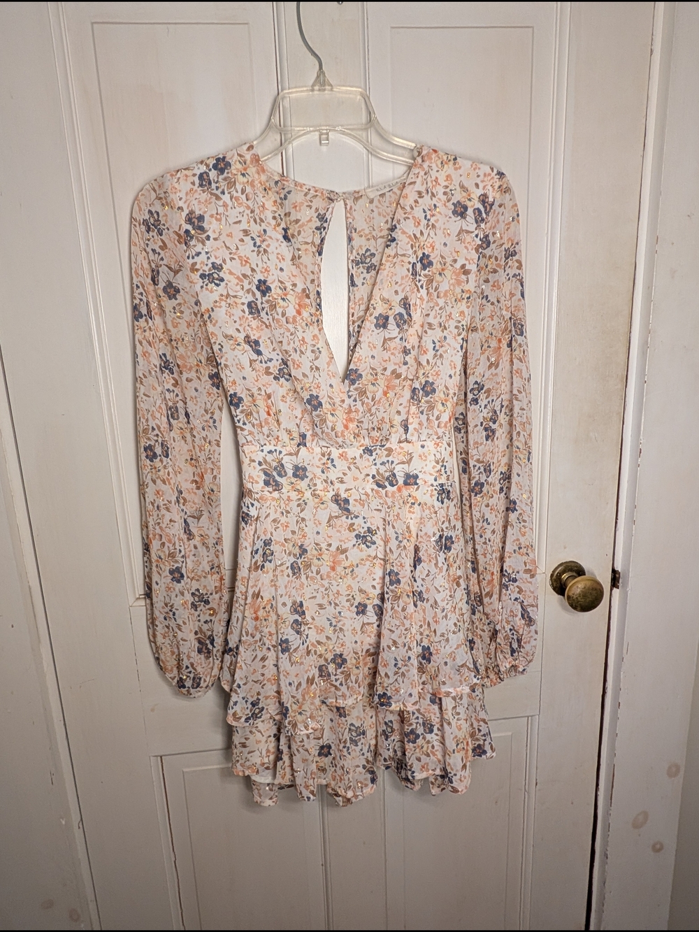 ILLA ILLA Cream Floral Long-Sleeve Tiered Mini Dress